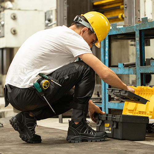 Themis™ J3 Black Steel Toe Work Shoes — Rugged, Lightweight, Anti-Slip Safety Footwear