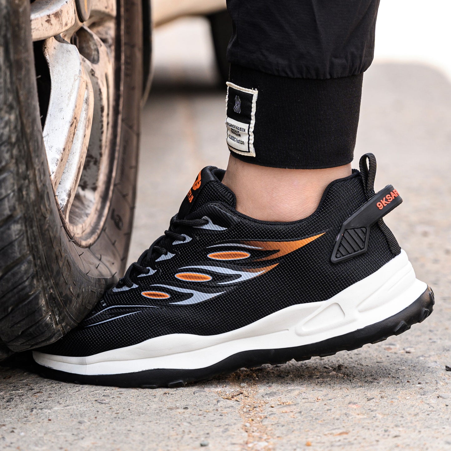 Anteros™ J3 S2 Steel Toe Work Sneakers — Lightweight, Breathable, Anti-Slip Industrial Safety Shoes (Black/orange)